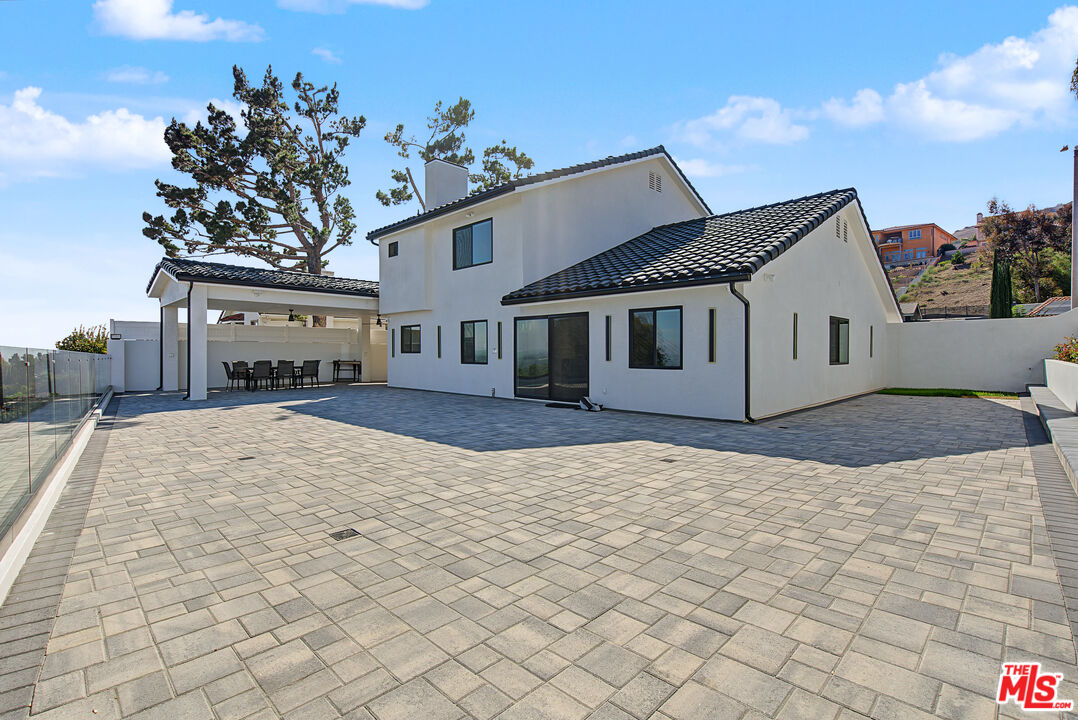 Property photo 33
