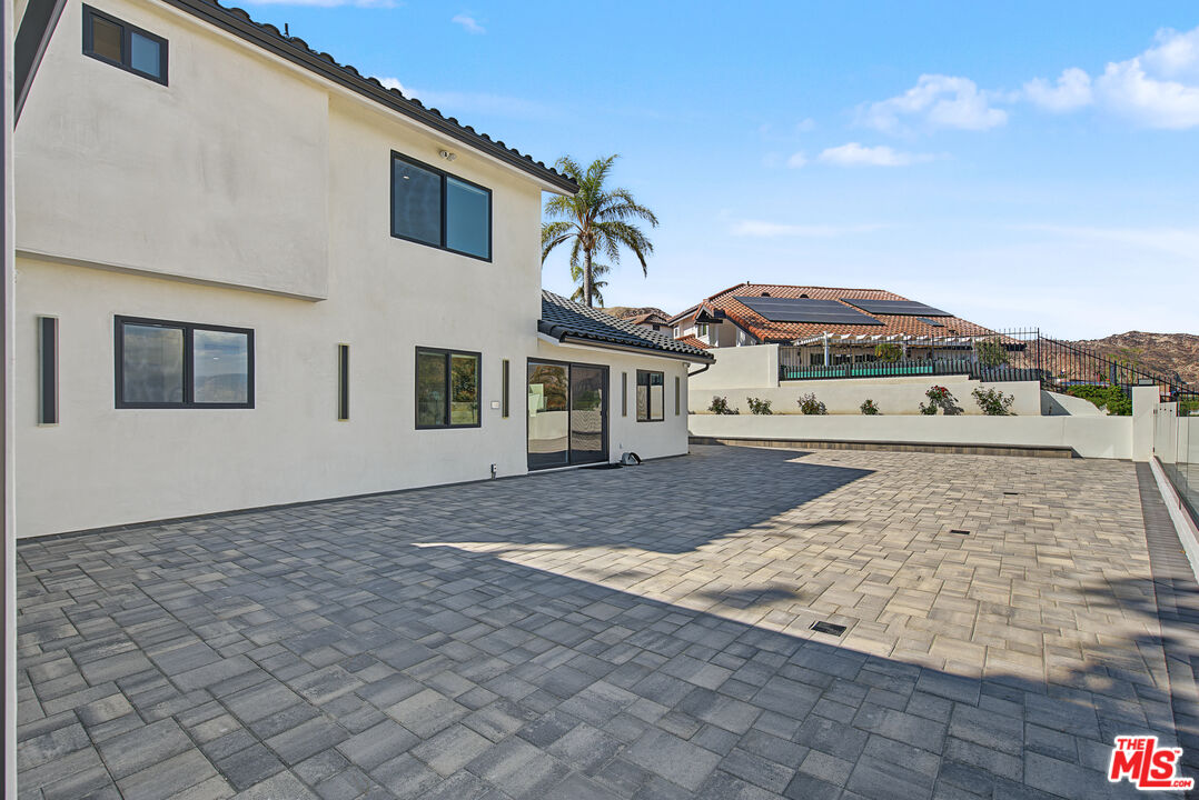 Property photo 35