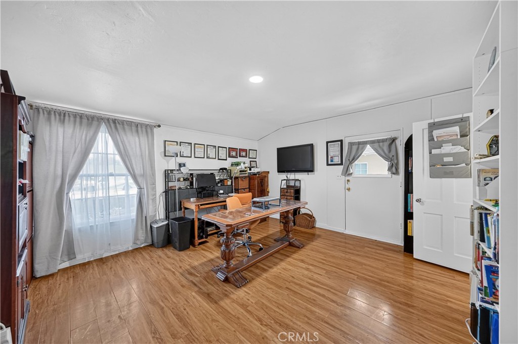 Property photo 25