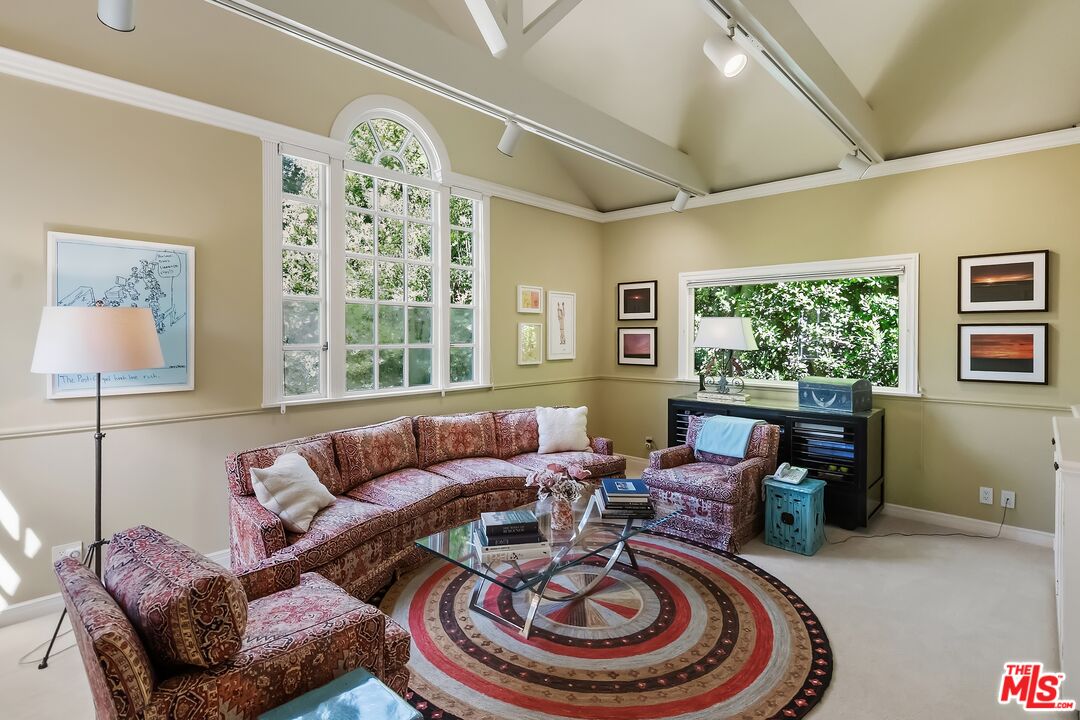 Property photo 43