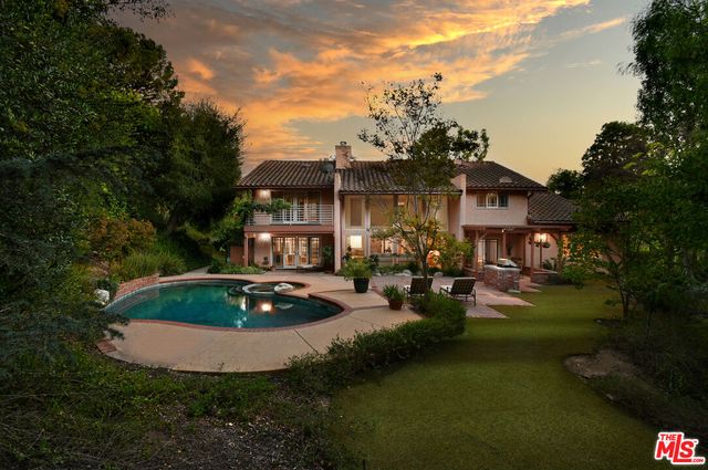 Property photo 37