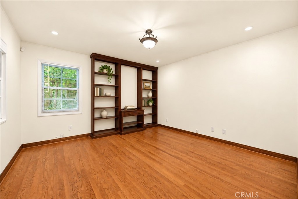 Property photo 46