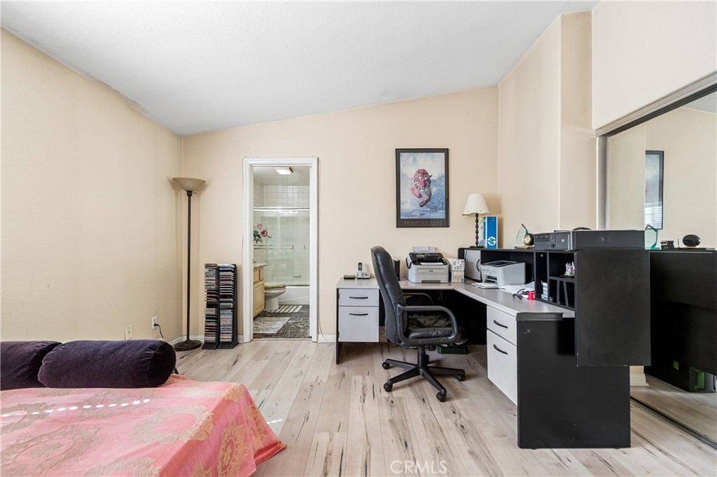 Property photo 41