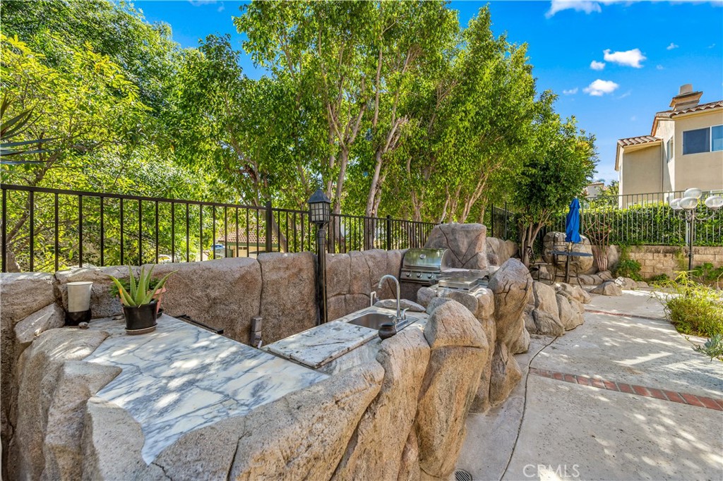 Property photo 44