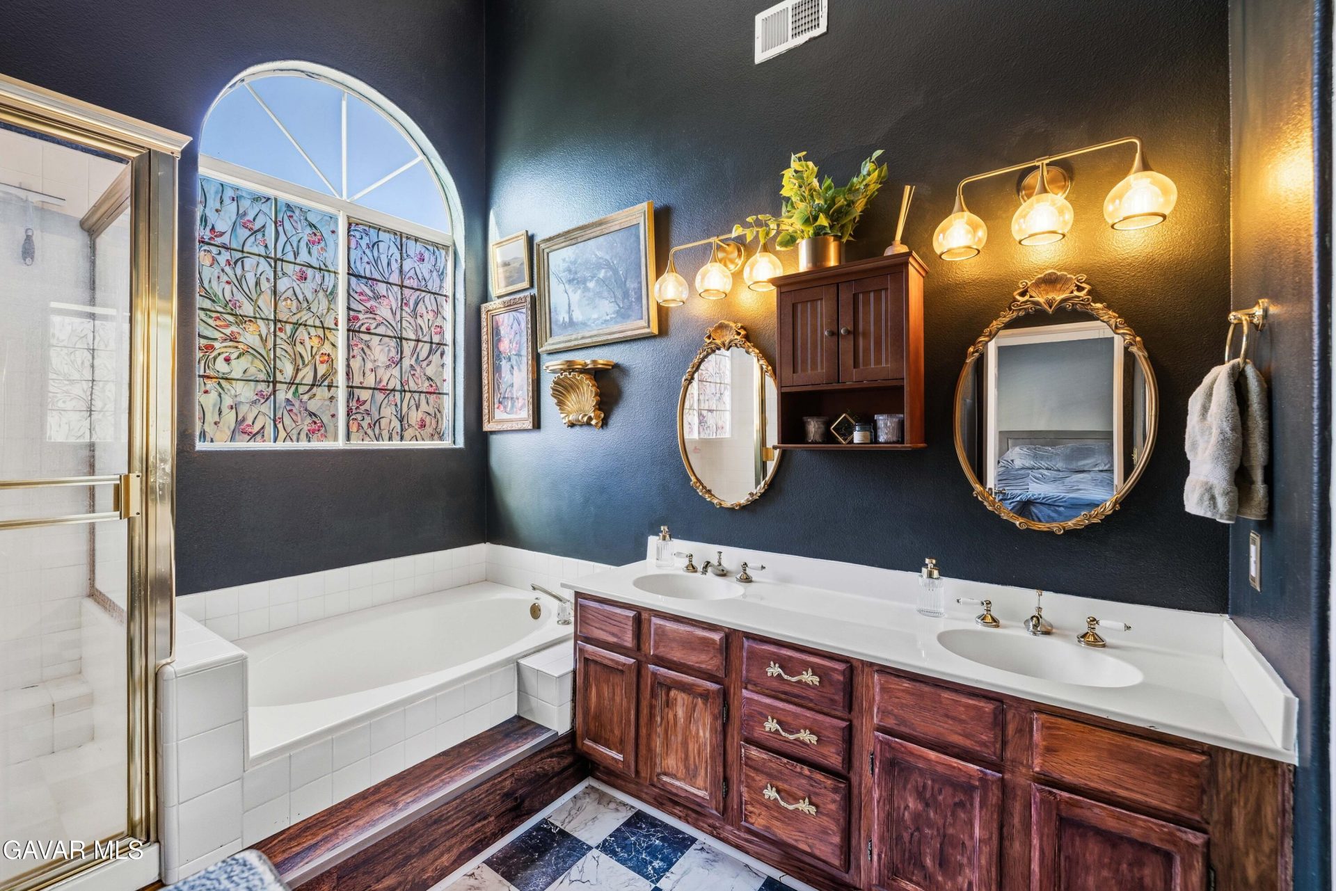 Property photo 25