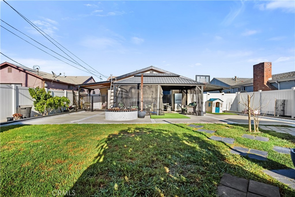 Property photo 40
