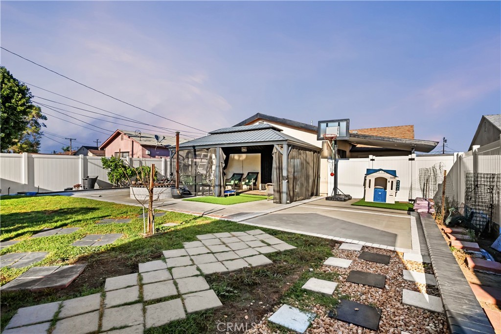 Property photo 46