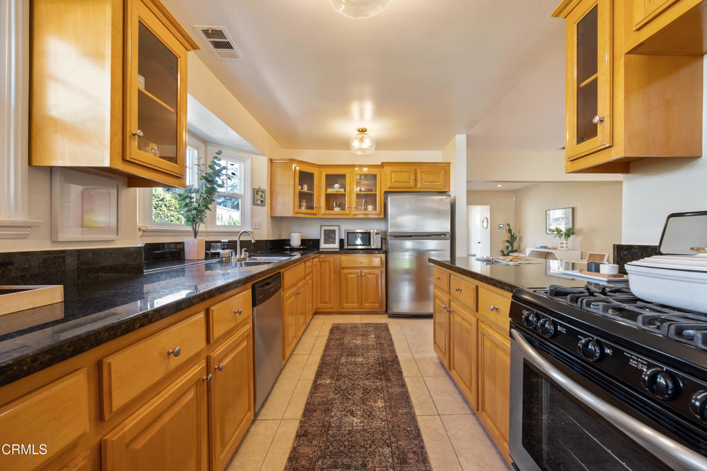 Property photo 33