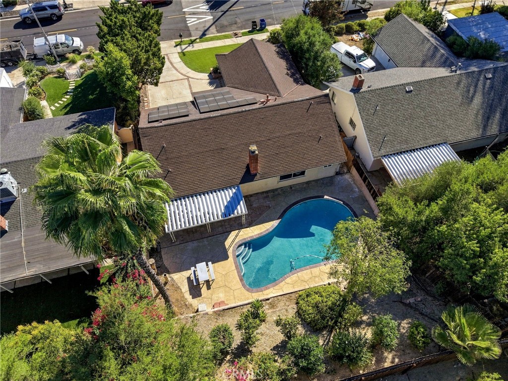 Property photo 33