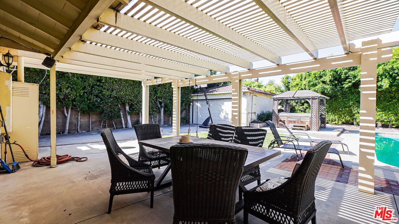 Property photo 40
