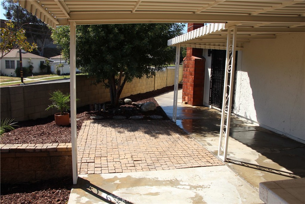 Property photo 40