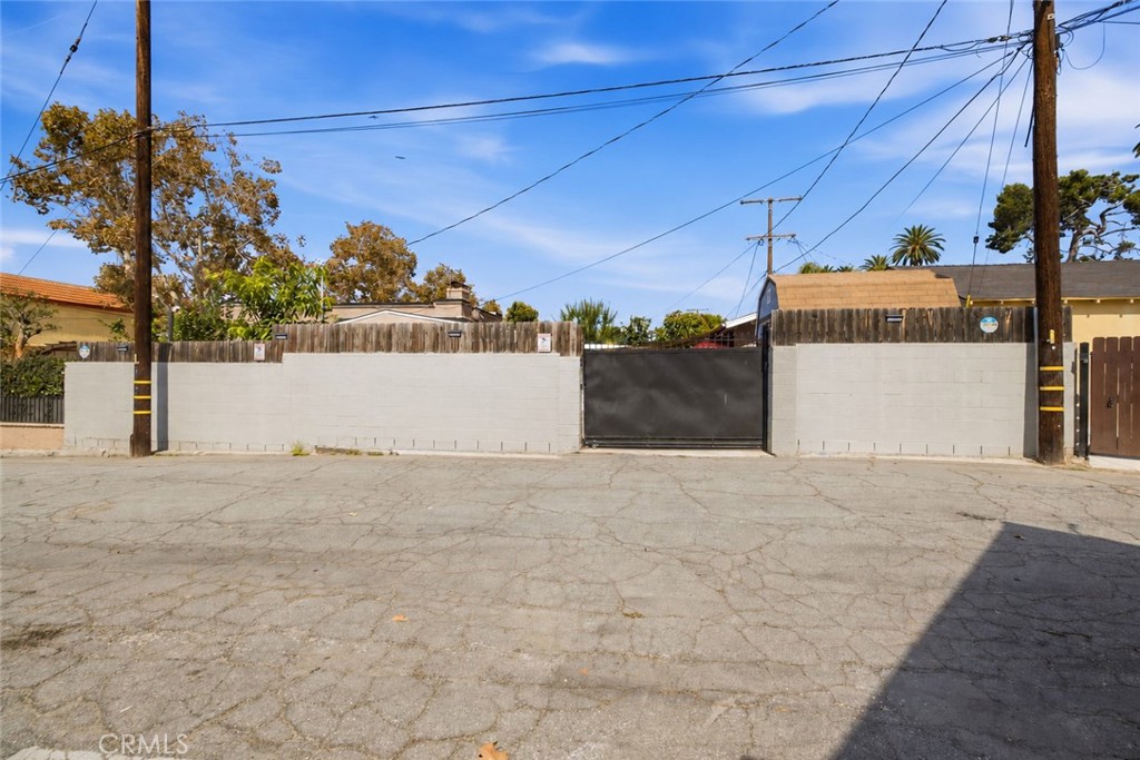Property photo 37