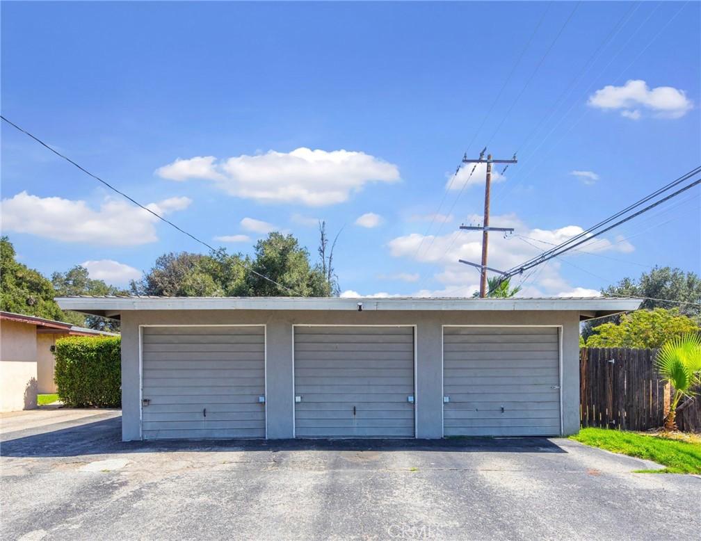 Property photo 32