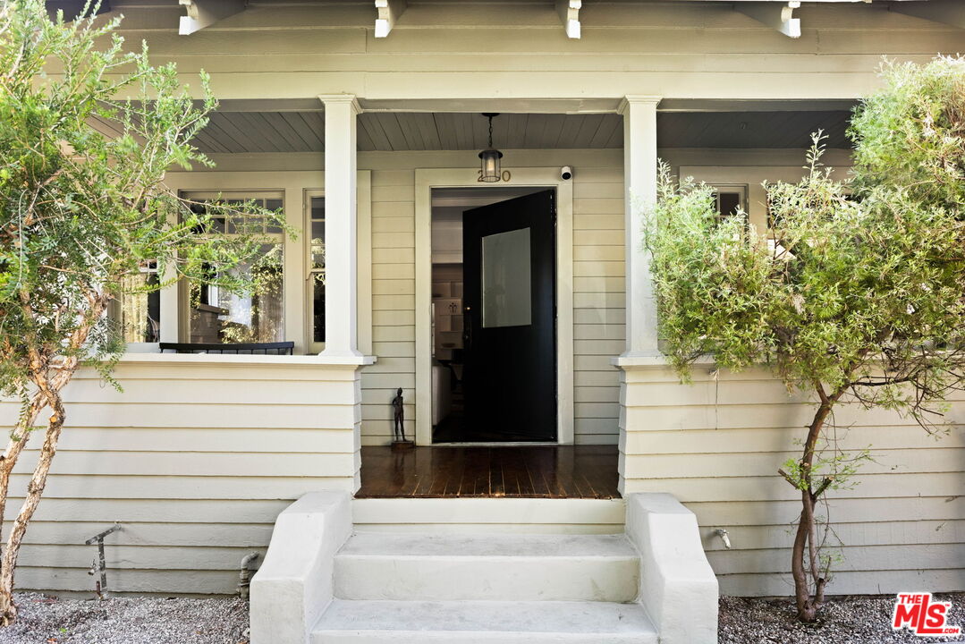 Property photo 38