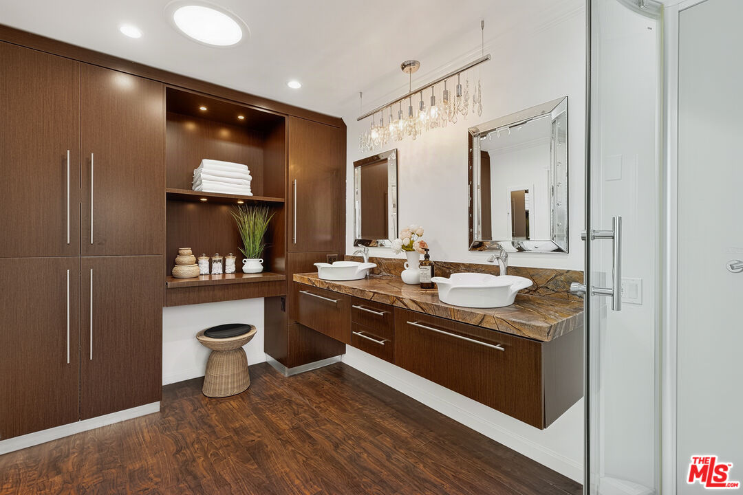 Property photo 45