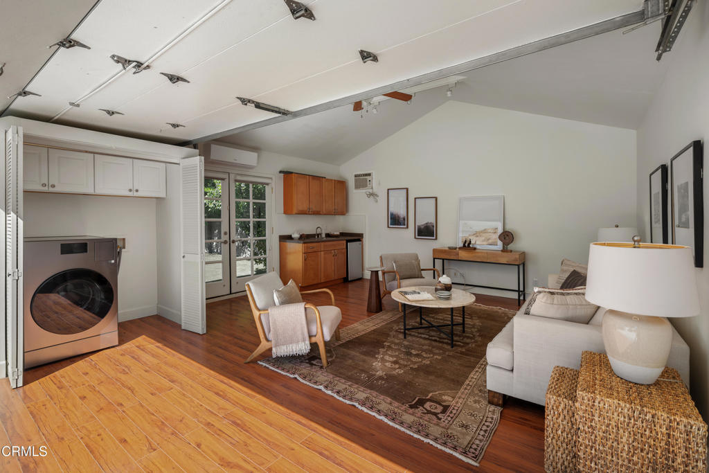 Property photo 46