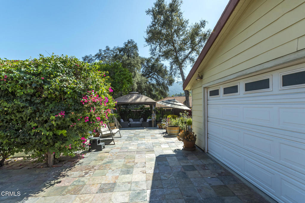 Property photo 33