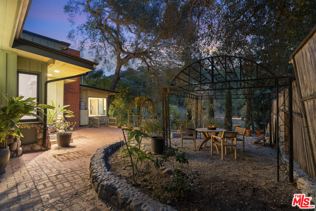 Property photo 46