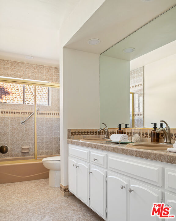 Property photo 45