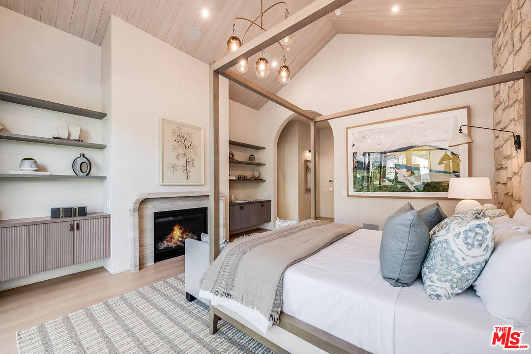 Property photo 33