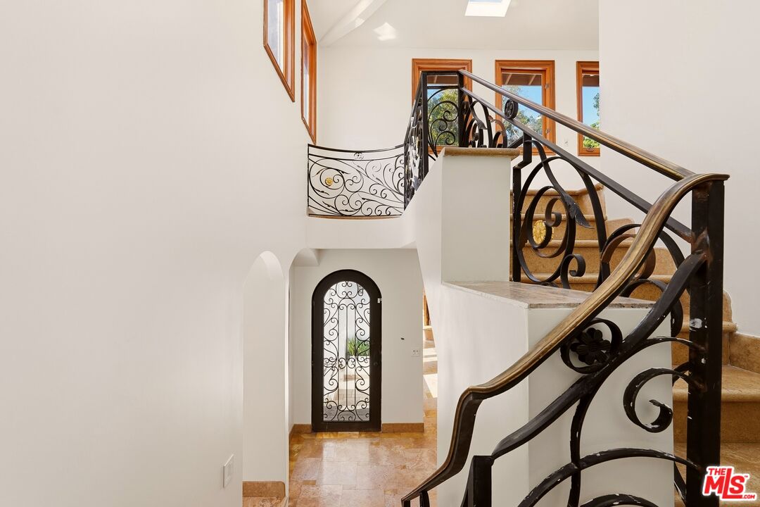 Property photo 28