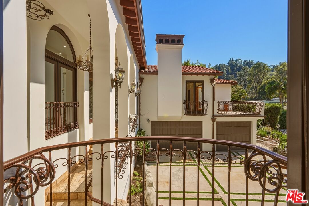 Property photo 30