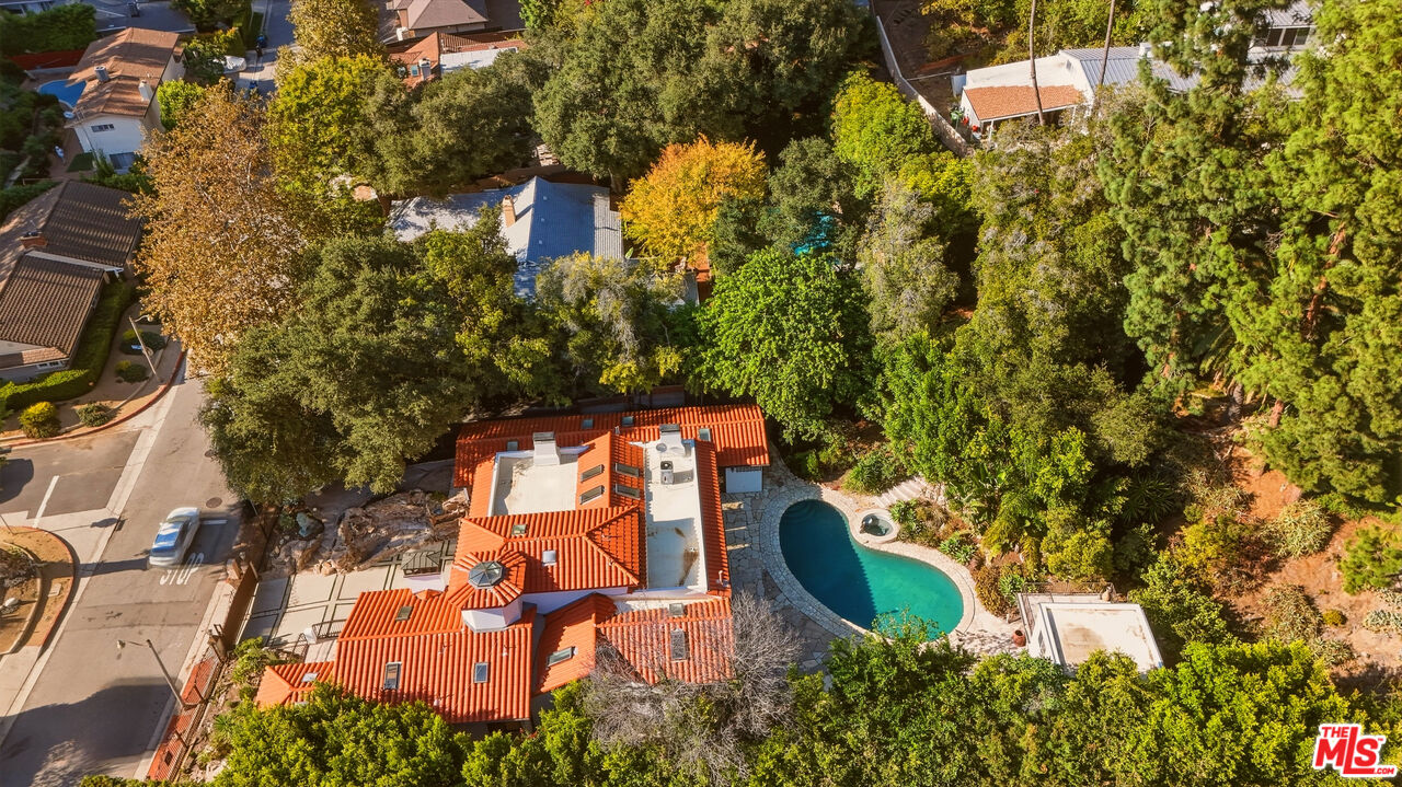 Property photo 31