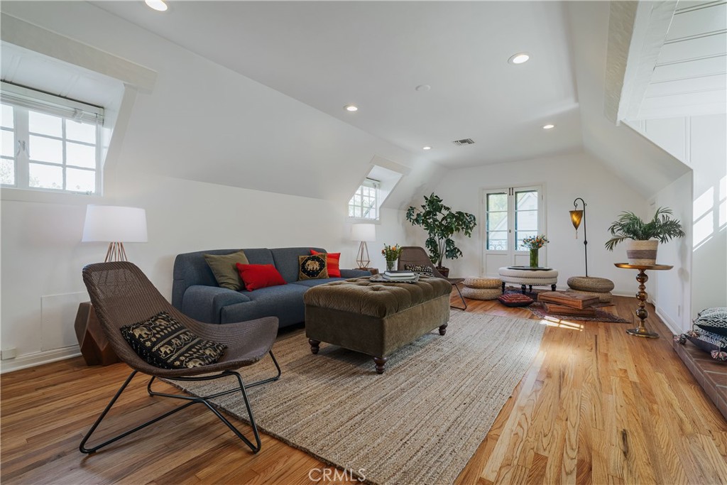 Property photo 50