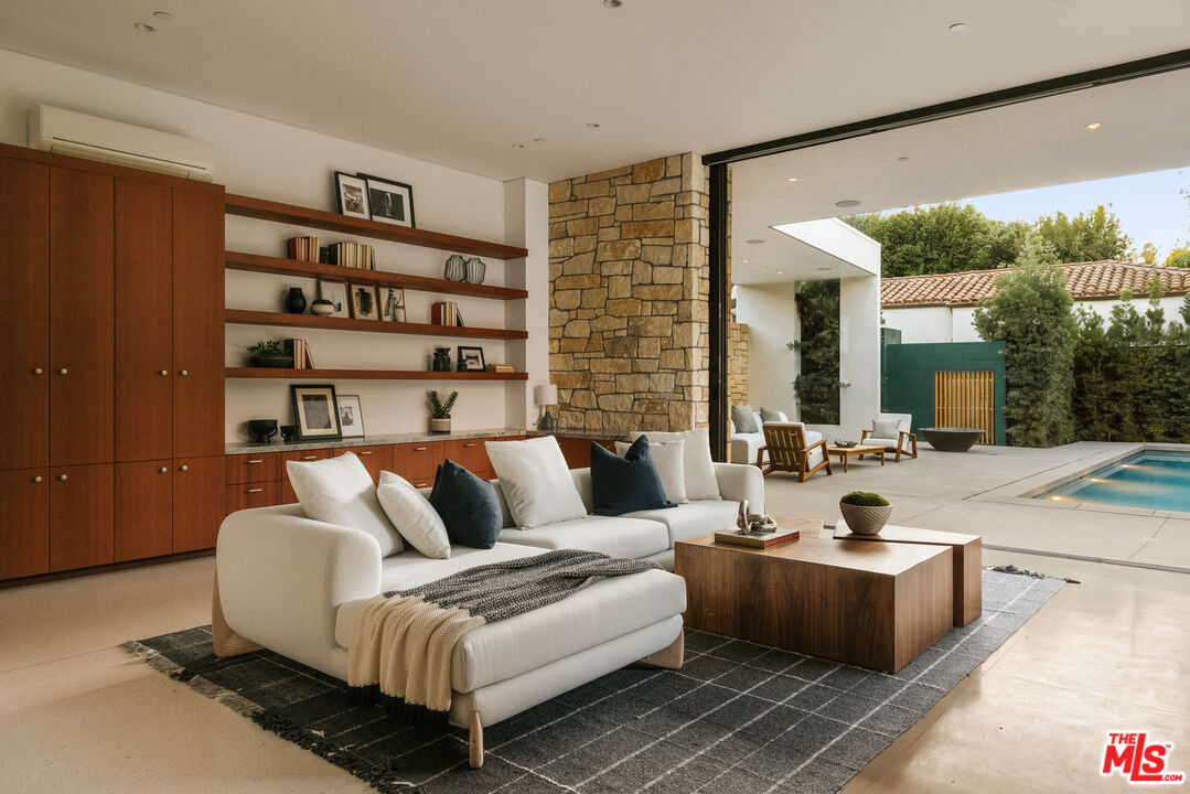 Property photo 46
