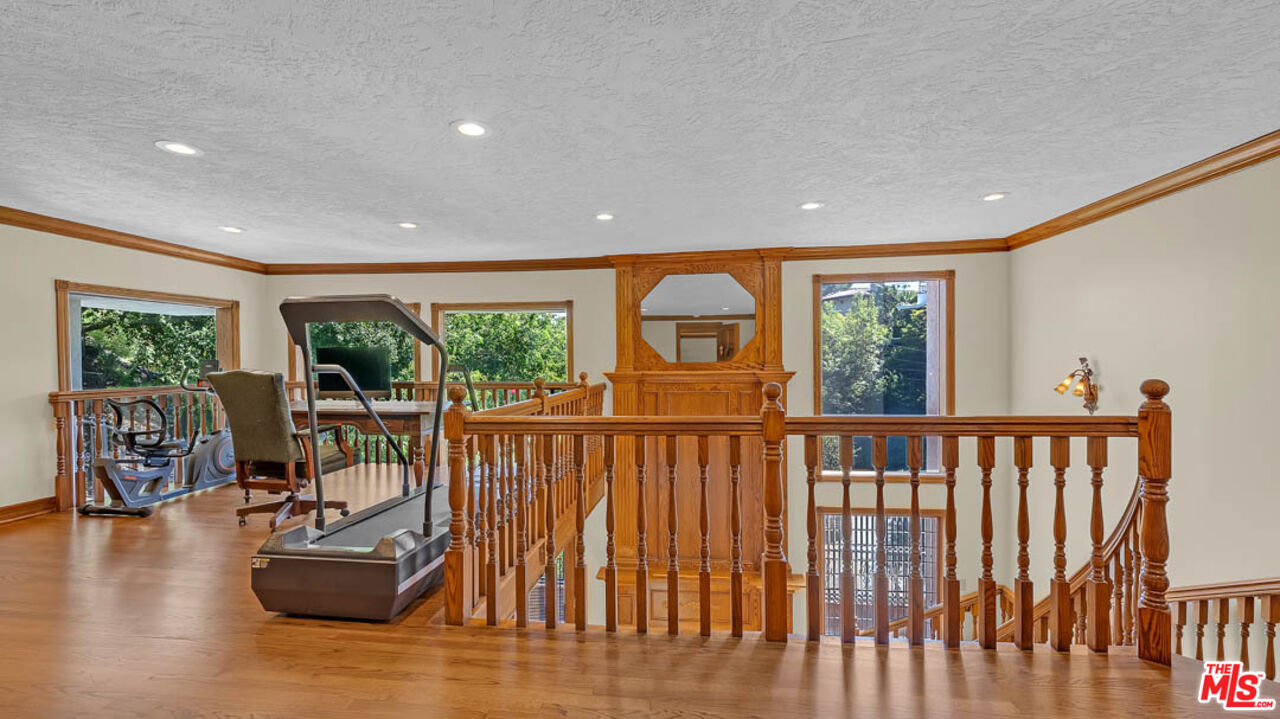 Property photo 34