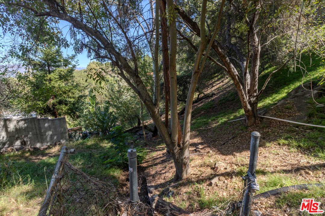 Property photo 37