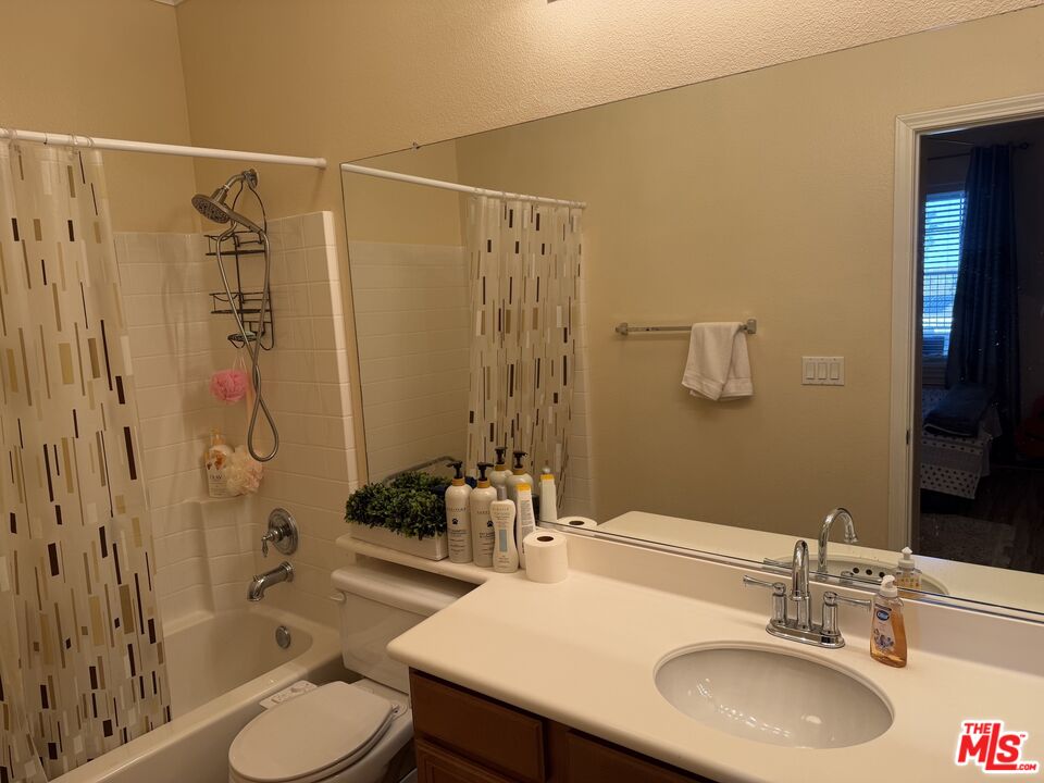 Property photo 35