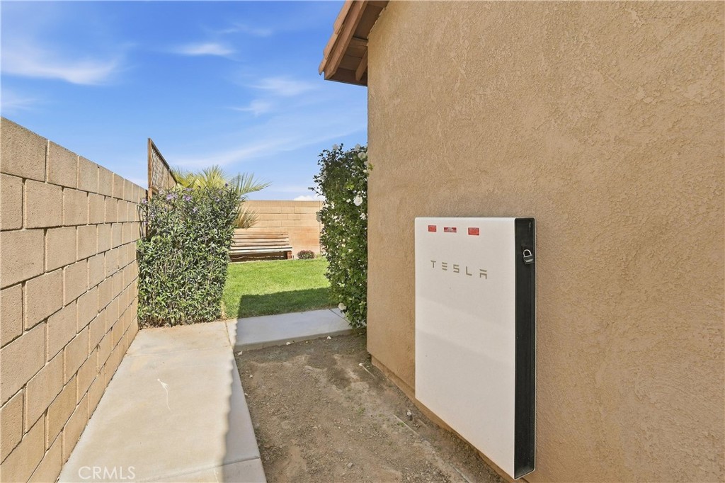 Property photo 33