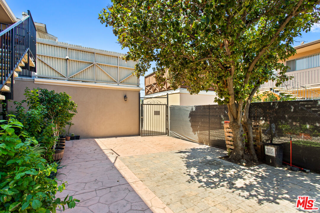 Property photo 30
