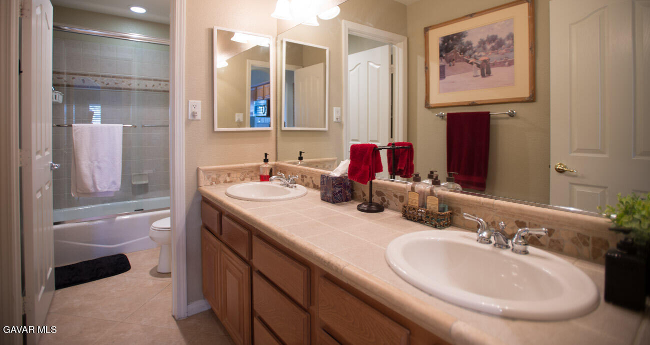 Property photo 24