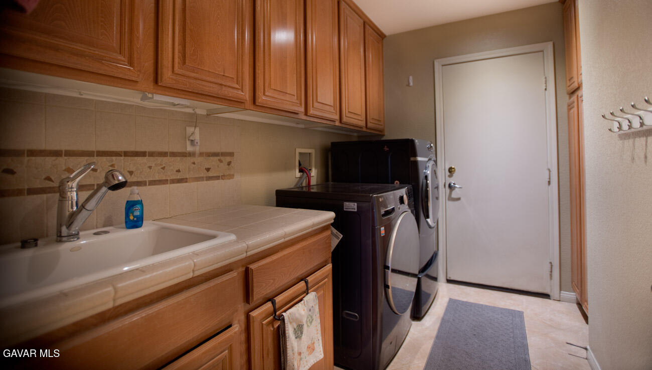 Property photo 36