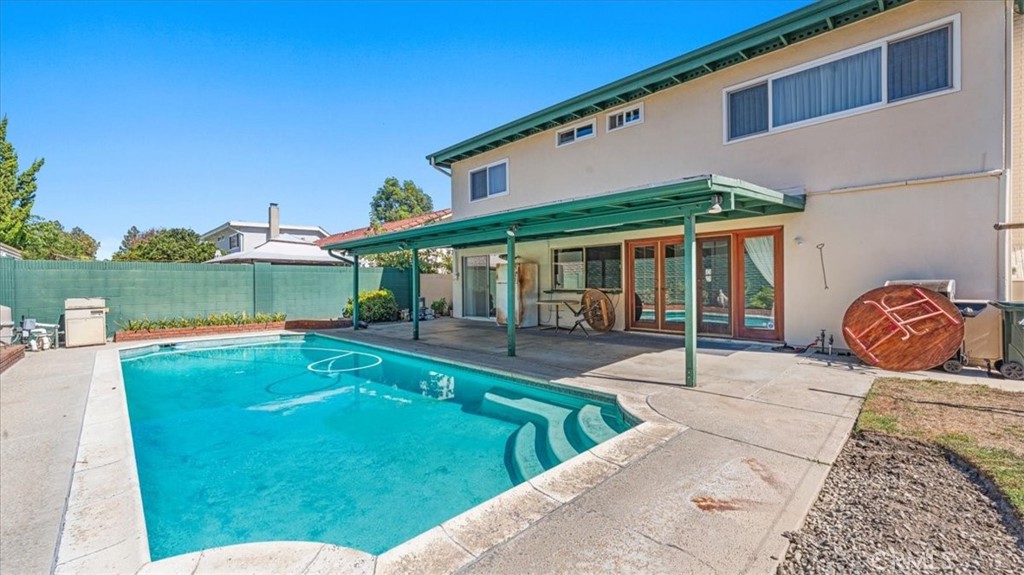Property photo 32