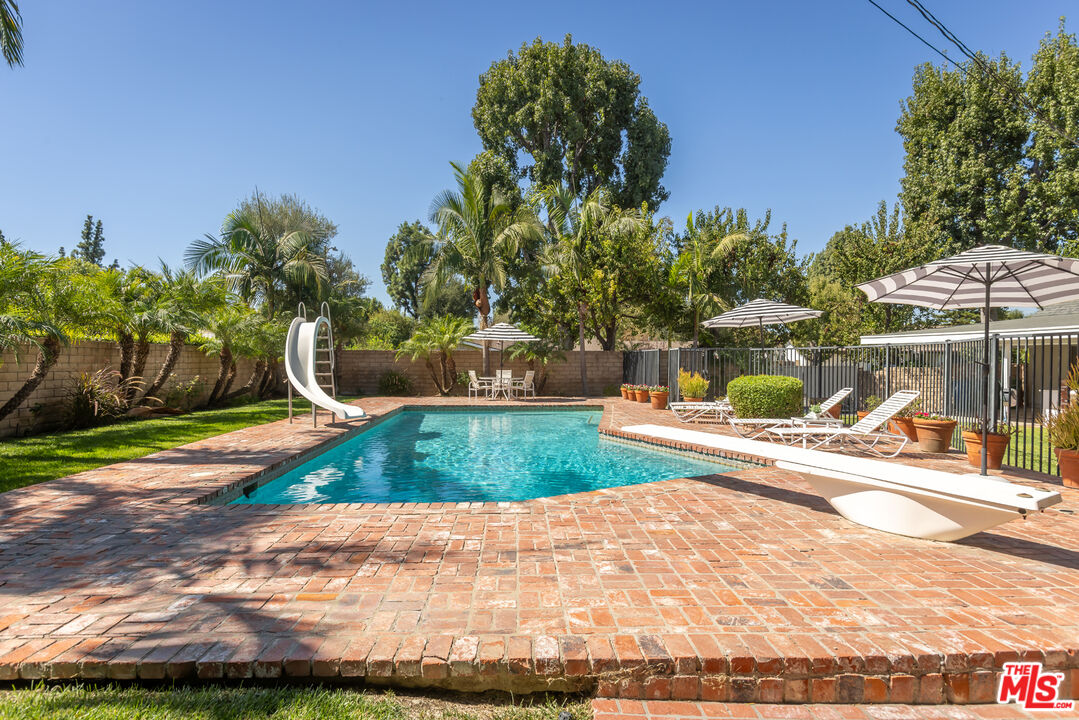 Property photo 35