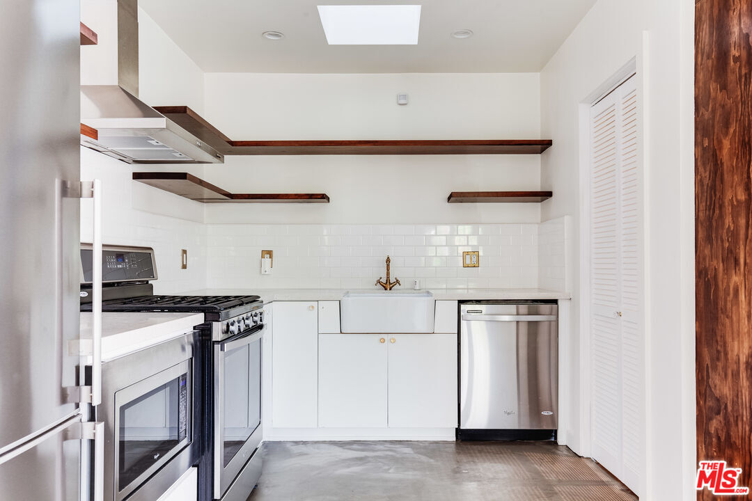 Property photo 43