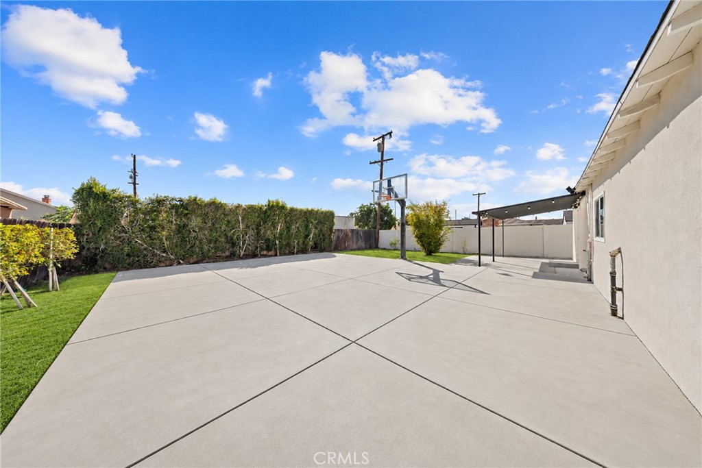 Property photo 37