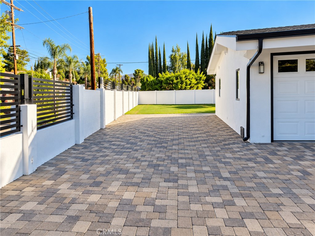 Property photo 46