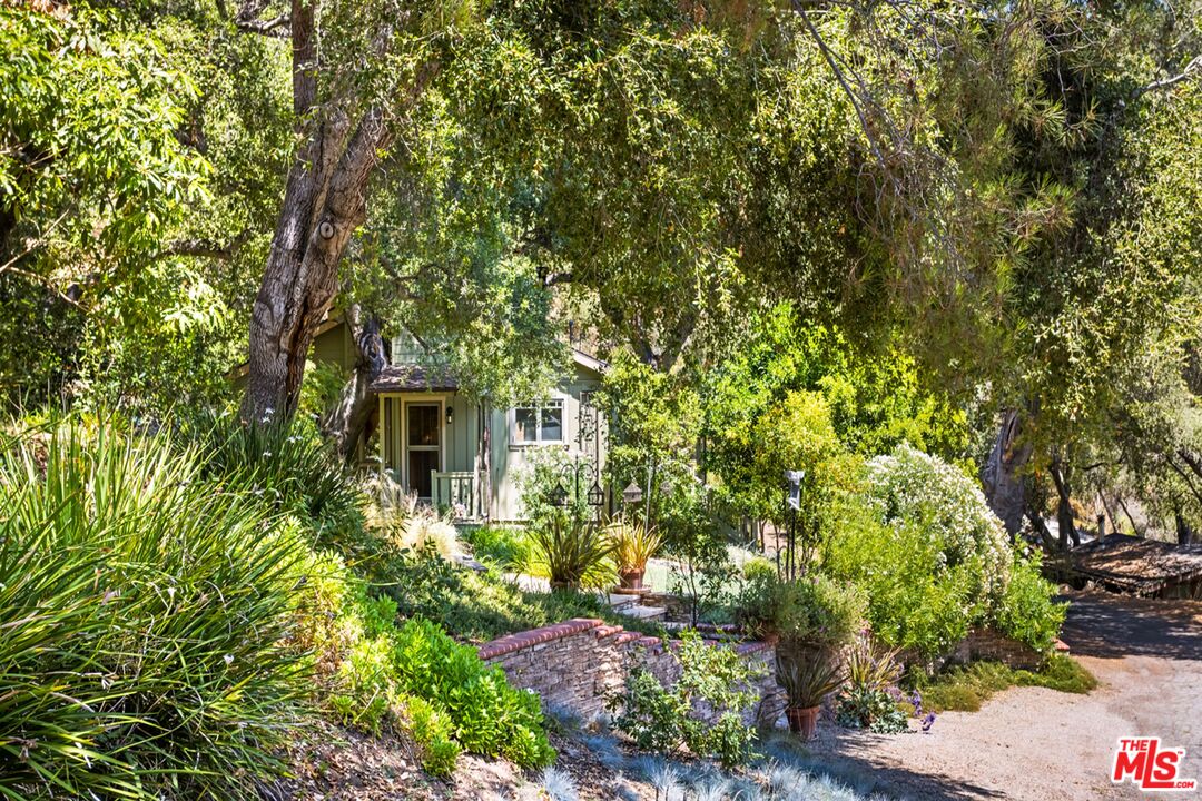 Property photo 22