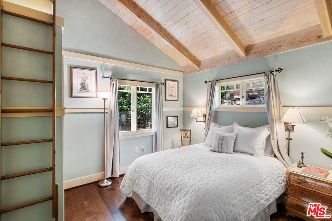 Property photo 28
