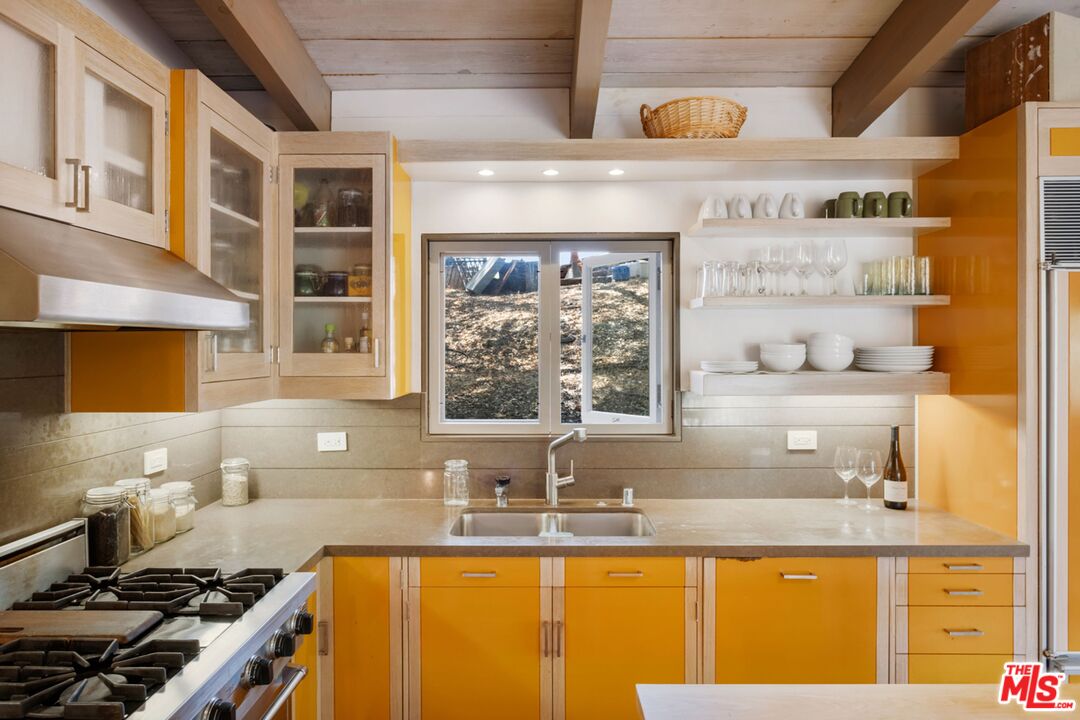 Property photo 42