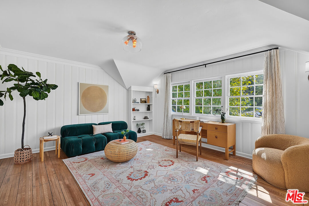 Property photo 36