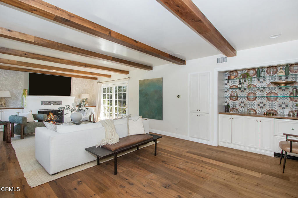 Property photo 38
