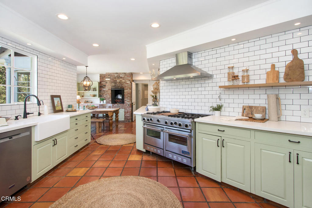 Property photo 48