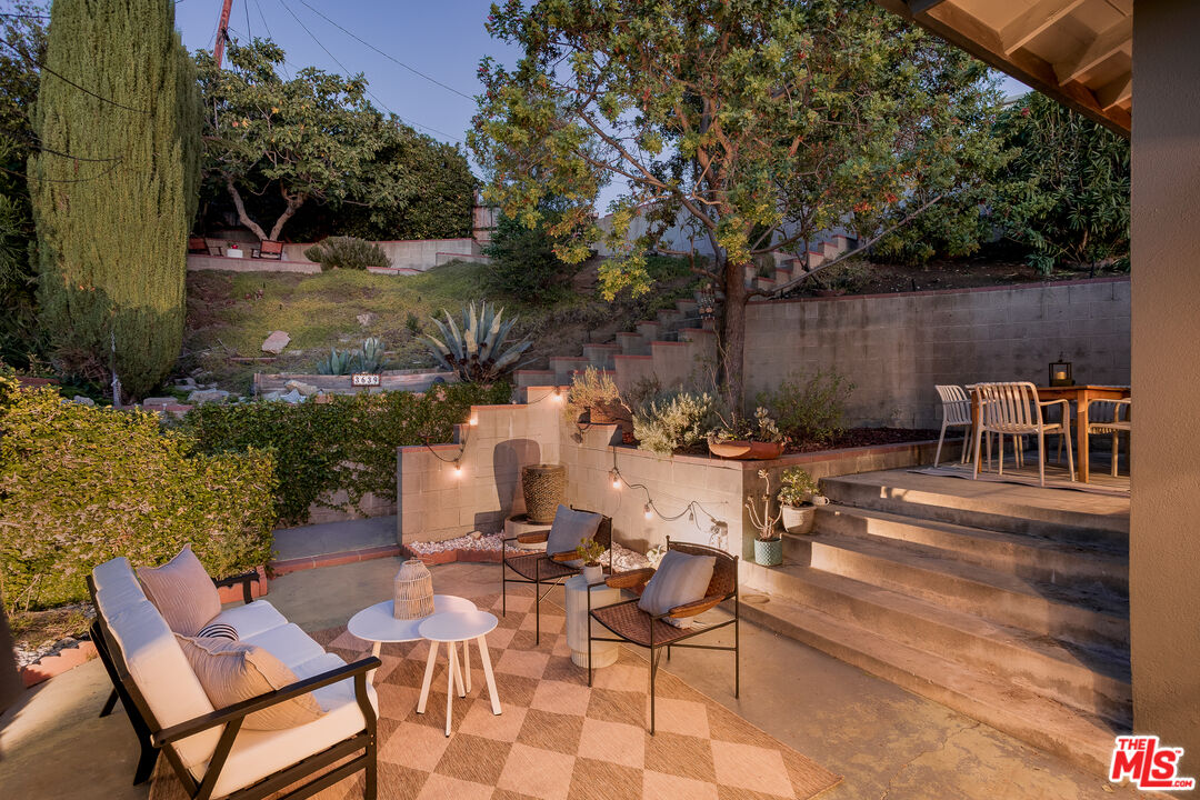 Property photo 33