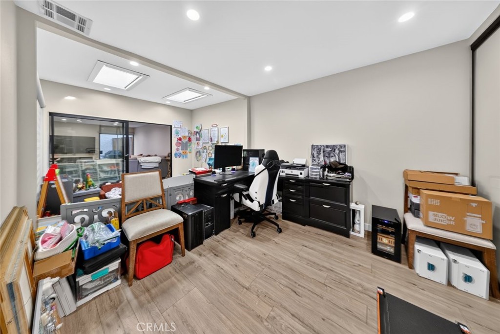 Property photo 35