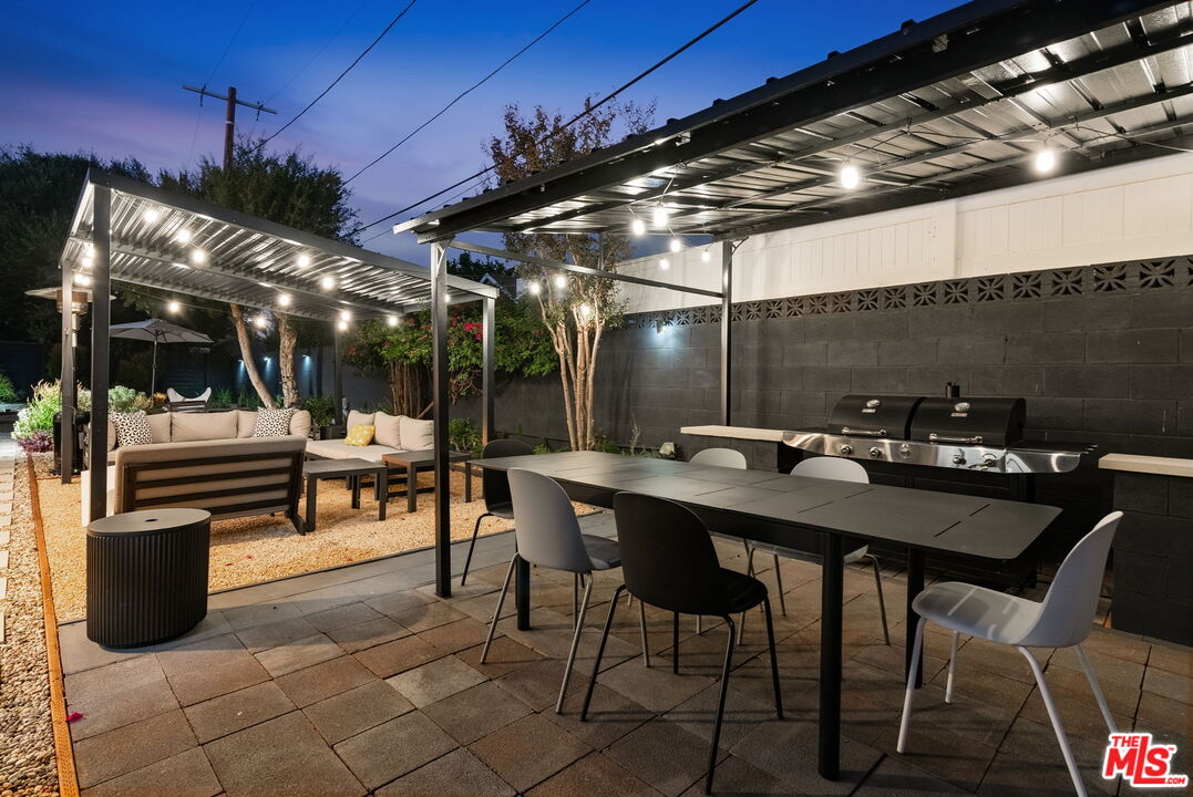Property photo 37